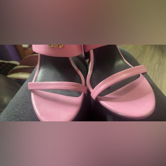 Bubblegum pink Versace heels - Picture 3 of 5
